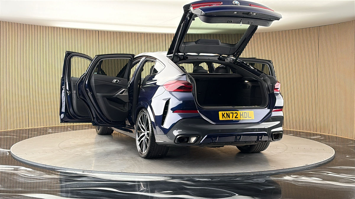 More views of BMW X6