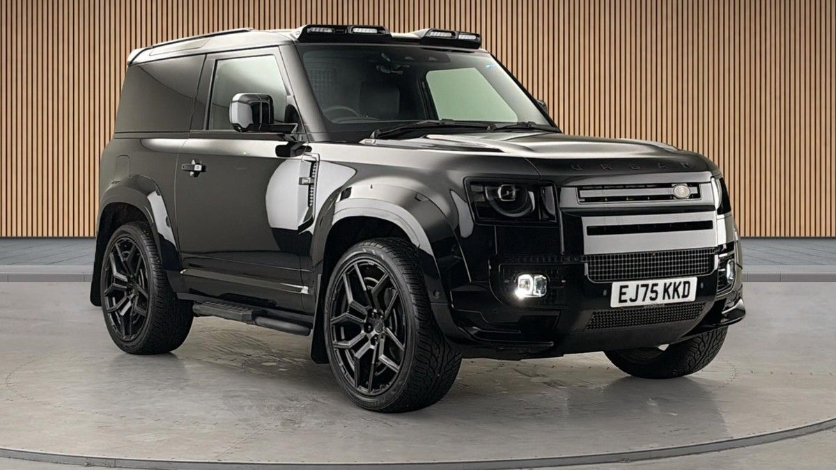 Land Rover Defender 90 Urban Sticky Header Image