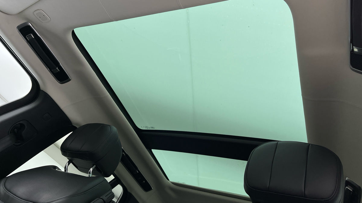 Land Rover Range Rover Image 6