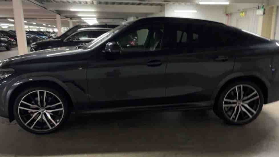 More views of BMW X6