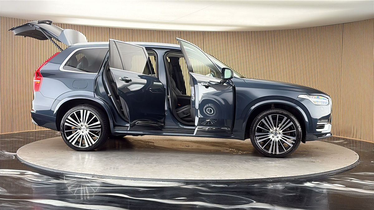 More views of Volvo XC90