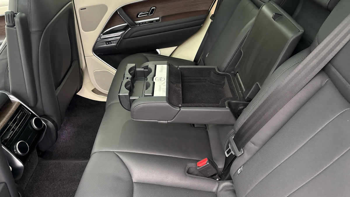 Land Rover Range Rover Image 9