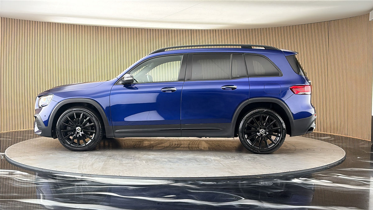 More views of Mercedes-Benz GLB