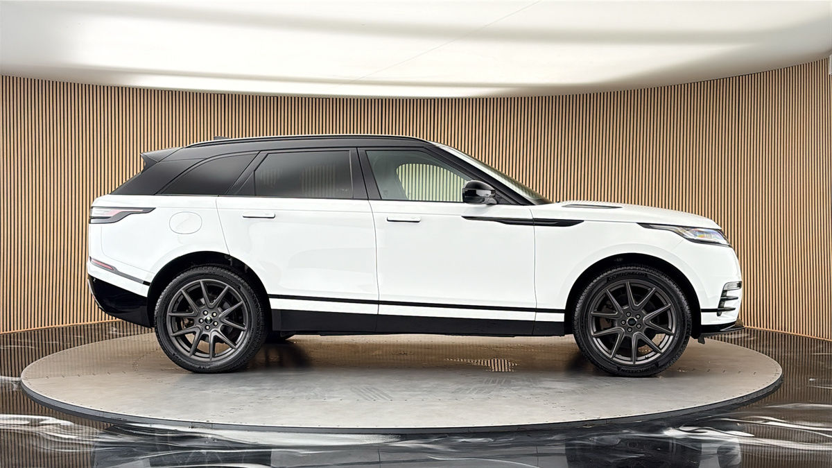 More views of Land Rover Range Rover Velar
