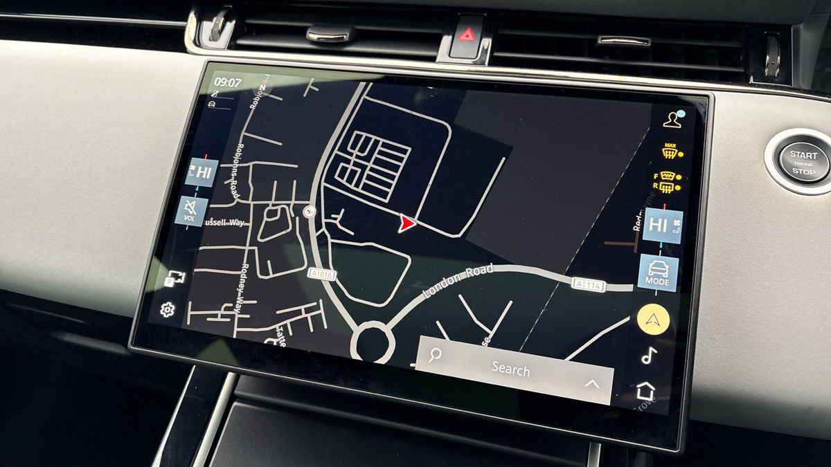 Land Rover Range Rover Evoque Image 17