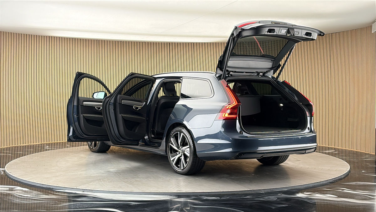 Volvo V90 Image 23