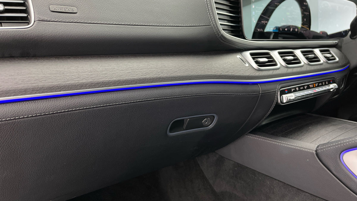 Mercedes-Benz GLE Image 25