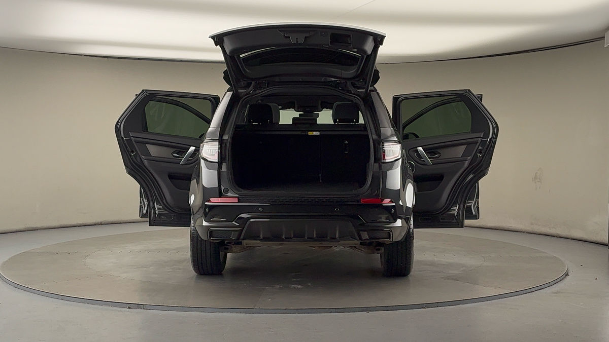 More views of Land Rover Discovery Sport