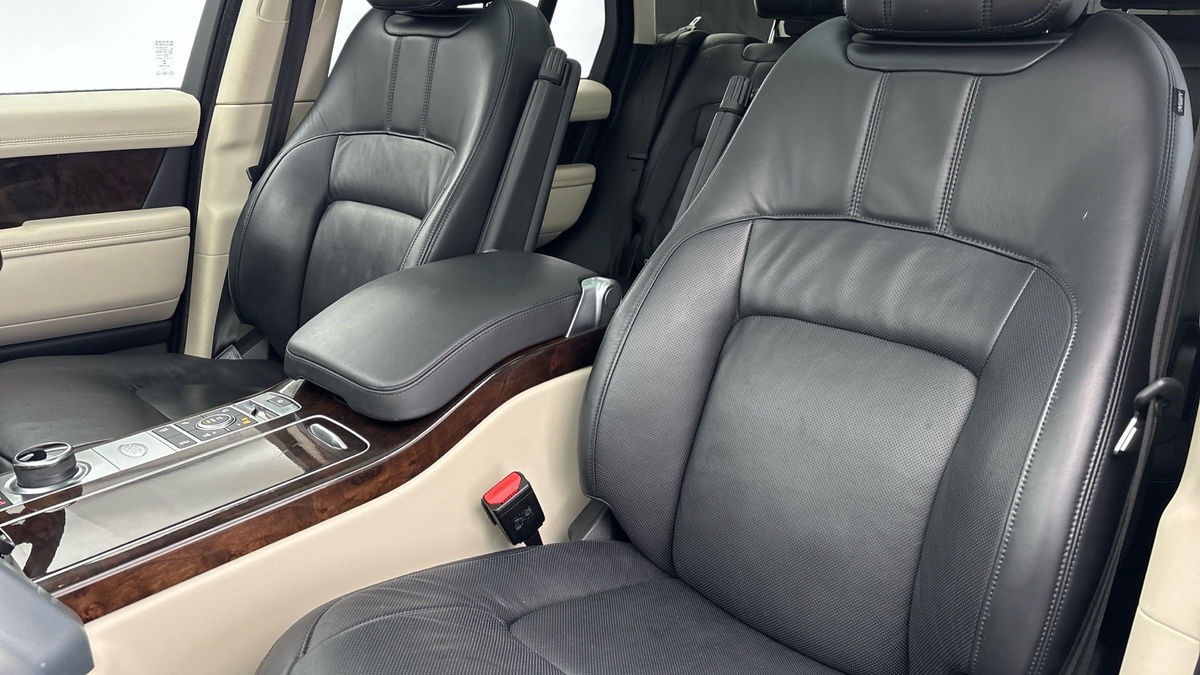 Land Rover Range Rover Image 7