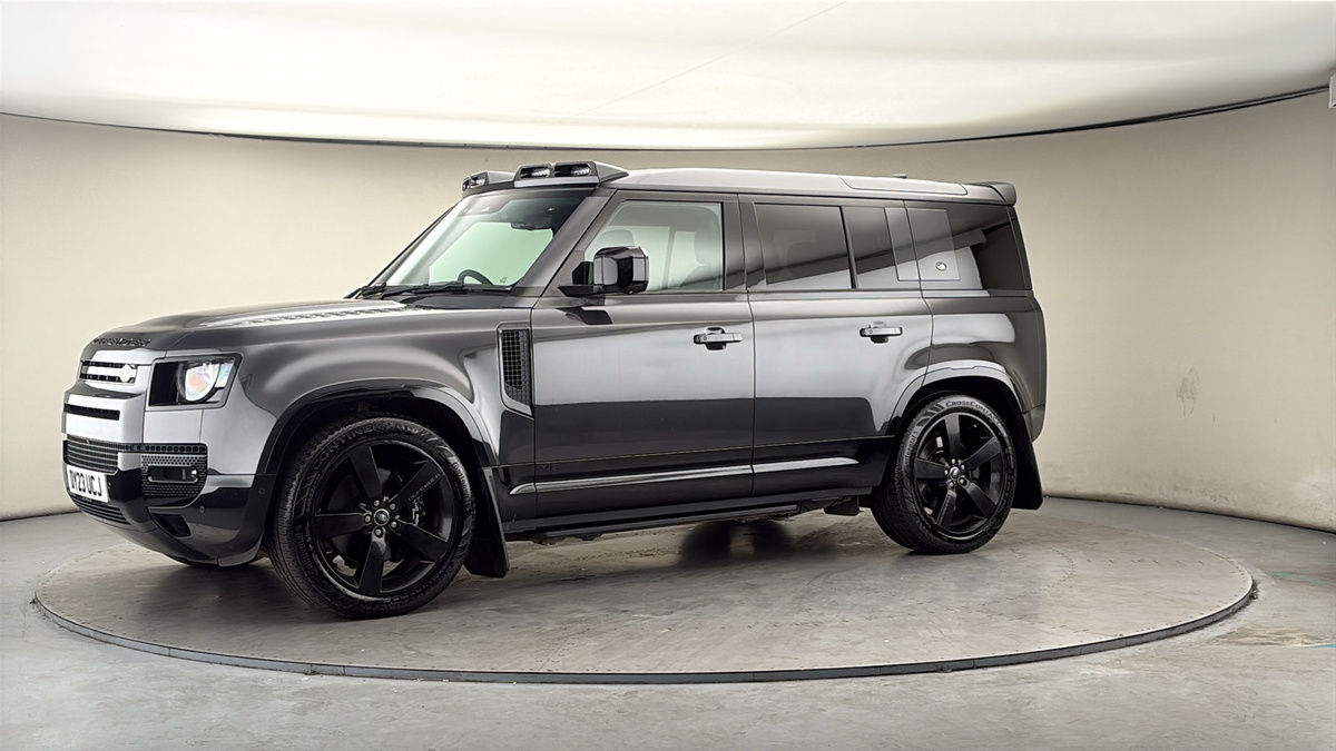 More views of Land Rover Defender 110