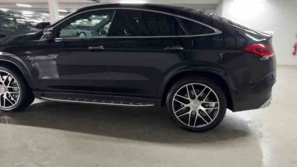 More views of Mercedes-Benz GLE