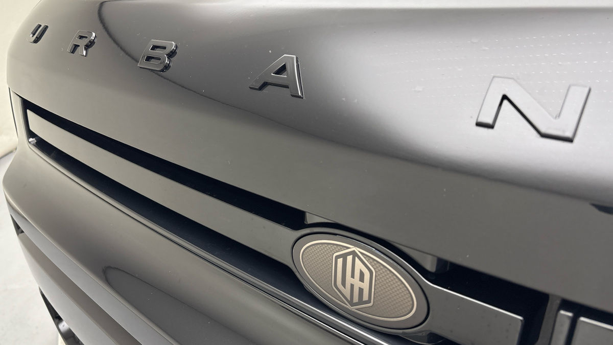 Land Rover Defender 110 Urban Image 24