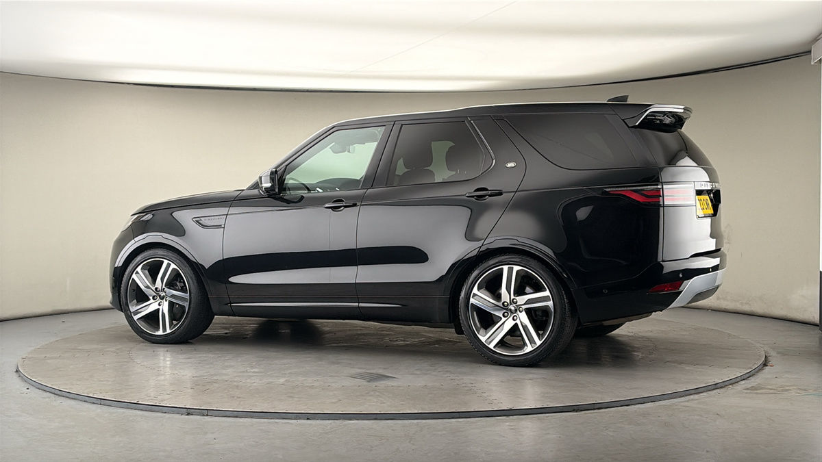 More views of Land Rover Discovery