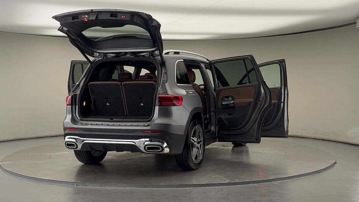 More views of Mercedes-Benz GLB