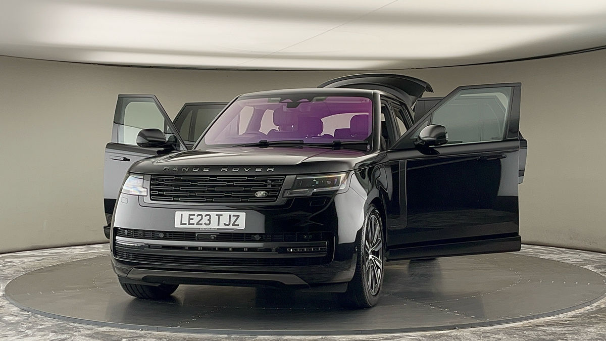 More views of Land Rover Range Rover