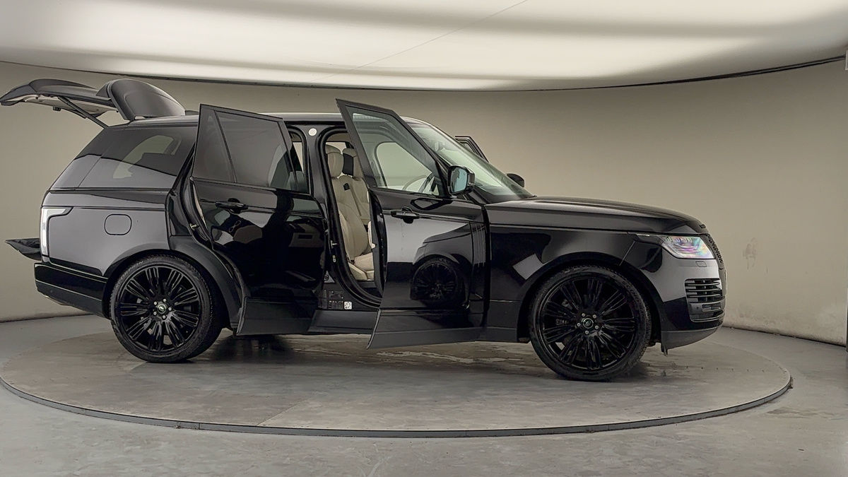 More views of Land Rover Range Rover