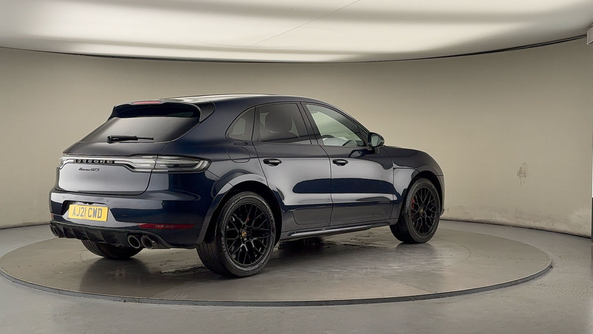 Porsche Macan Image 21
