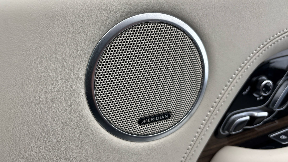 Land Rover Range Rover Image 25