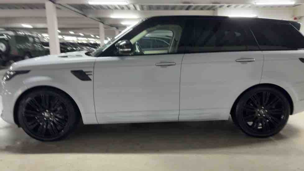 More views of Land Rover Range Rover Sport