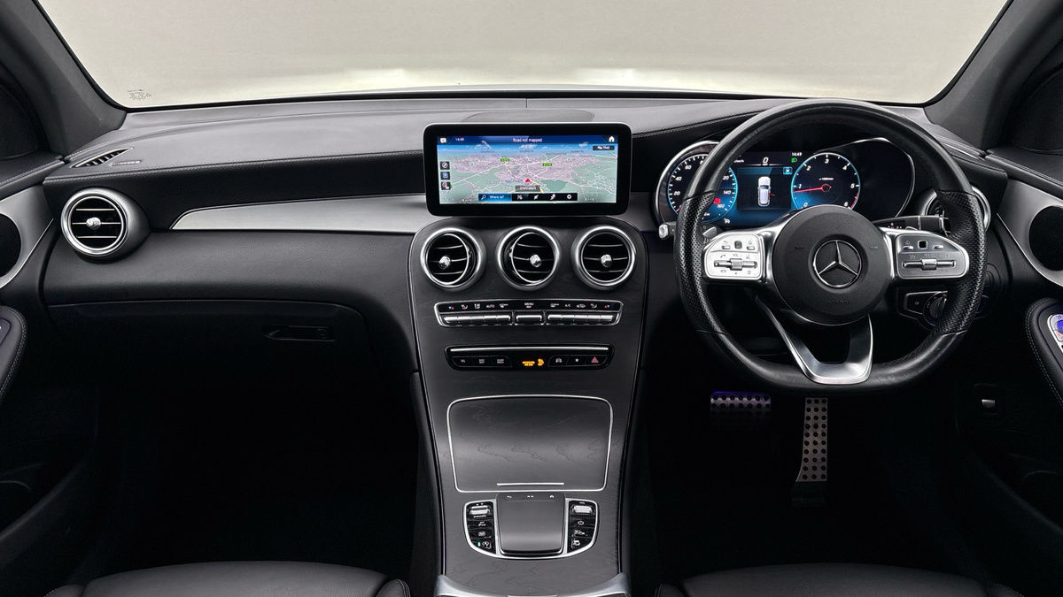 Mercedes-Benz GLC Image 12