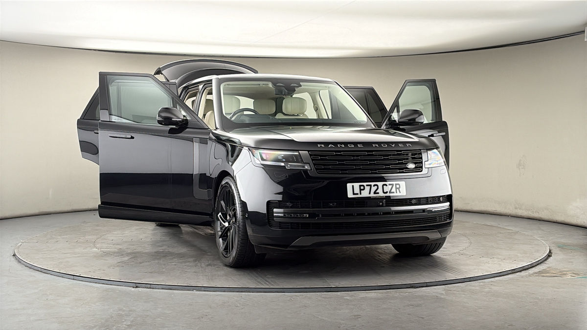 More views of Land Rover Range Rover