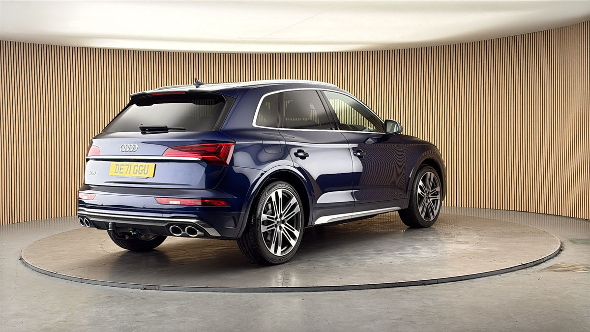 More views of Audi SQ5