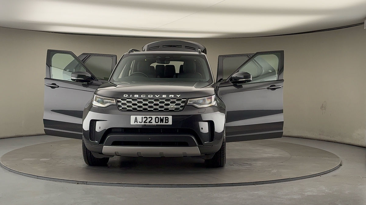 More views of Land Rover Discovery