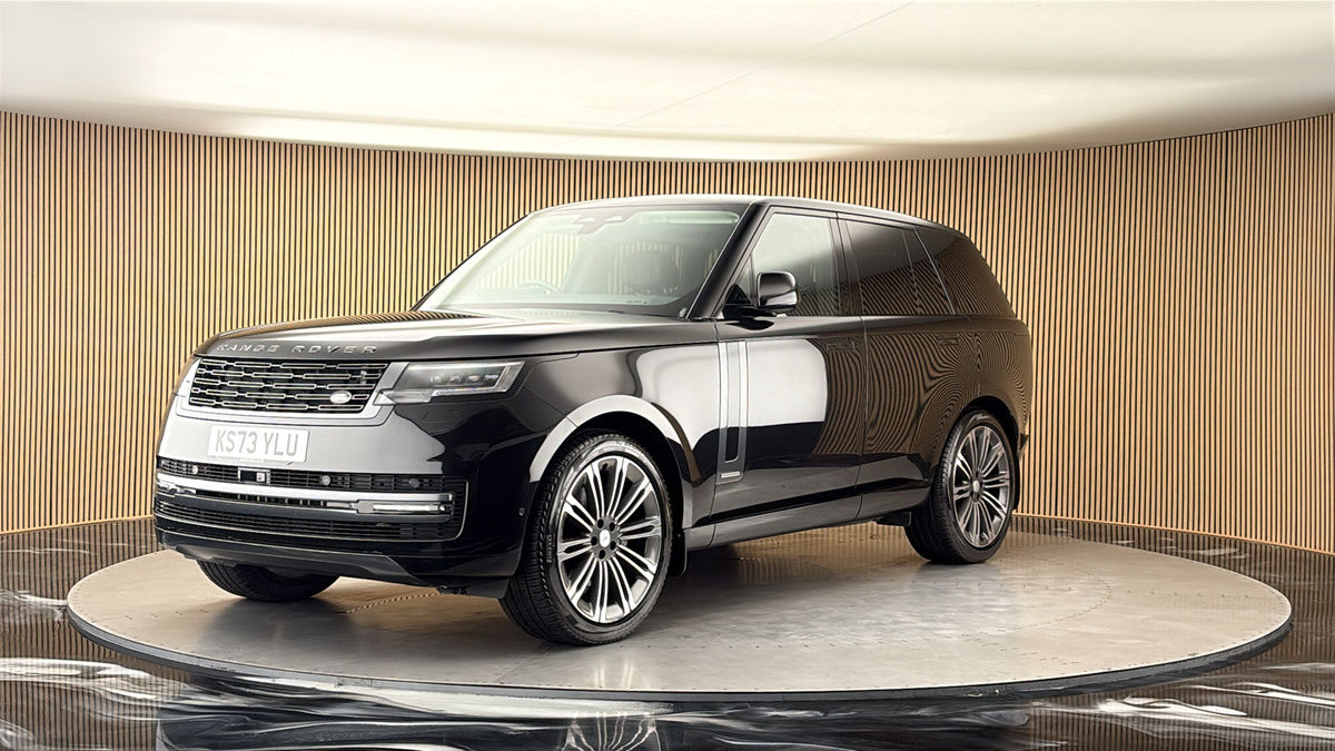 More views of Land Rover Range Rover