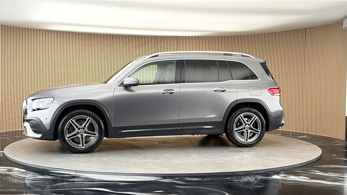 More views of Mercedes-Benz GLB