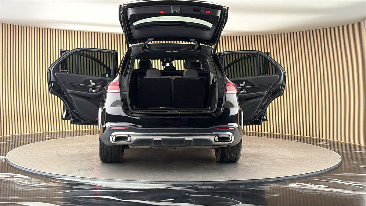 More views of Mercedes-Benz GLE