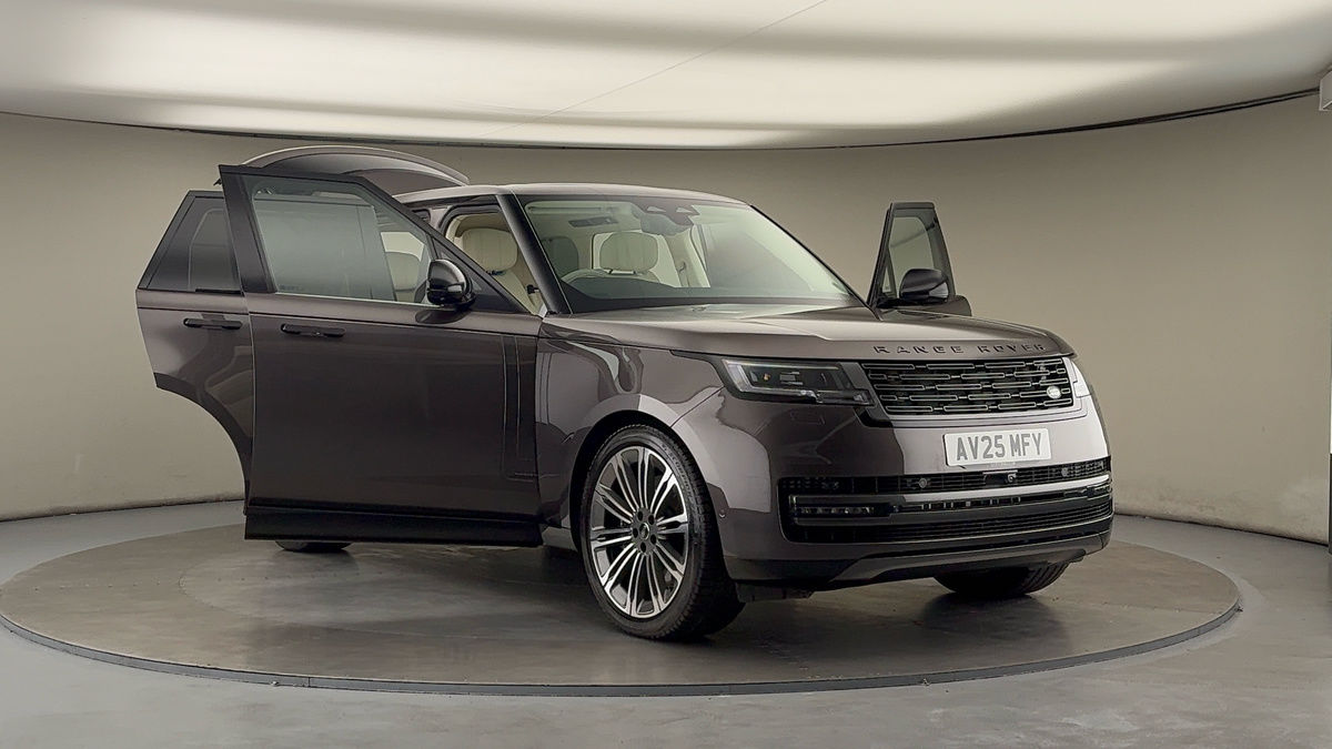 More views of Land Rover Range Rover