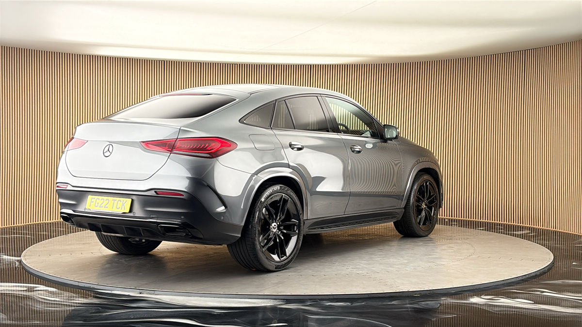 More views of Mercedes-Benz GLE