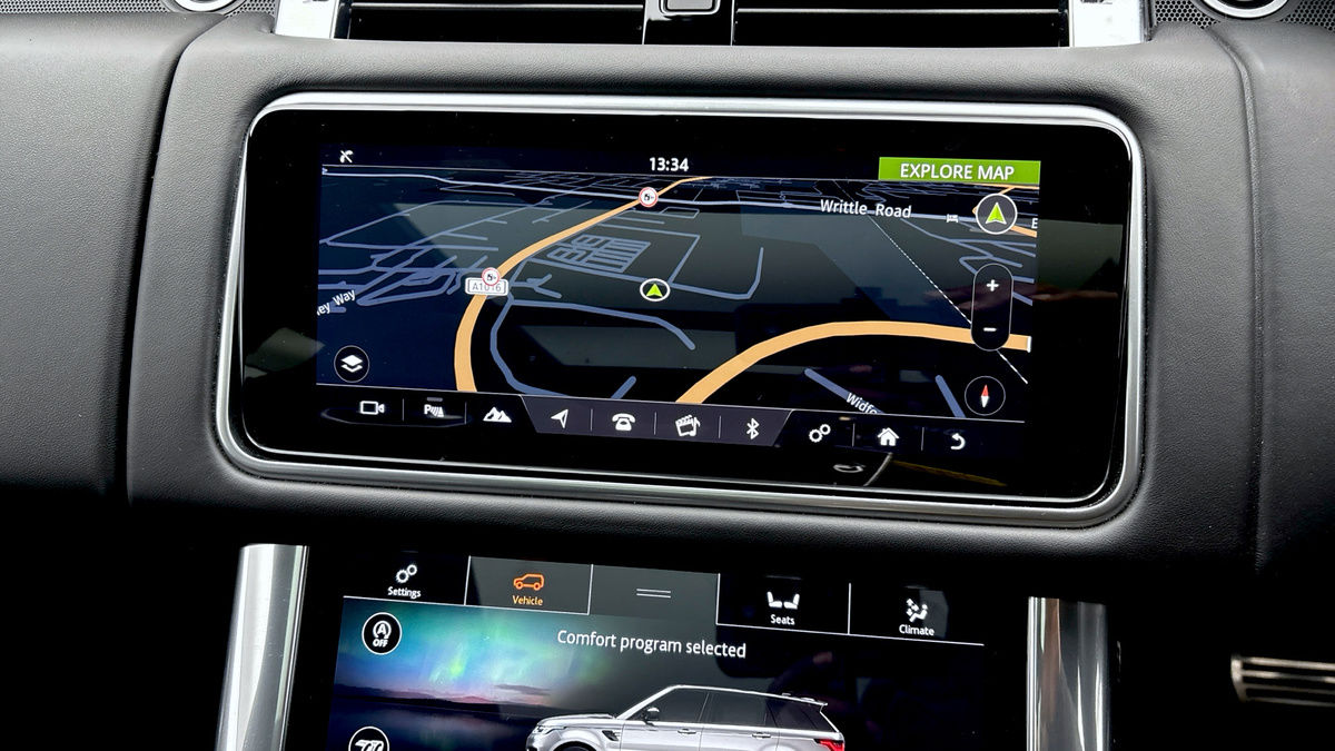 More views of Land Rover Range Rover Sport