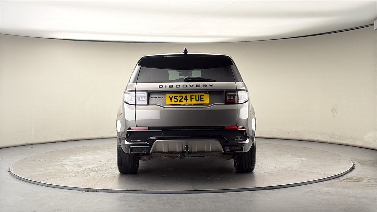 Land Rover Discovery Sport Image 4