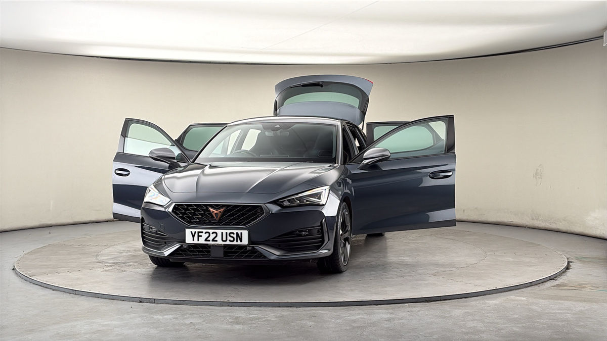 More views of CUPRA Leon