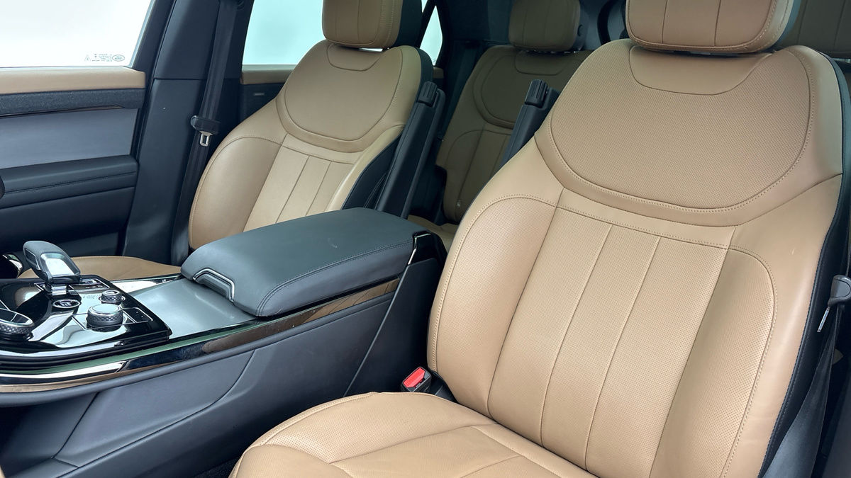 Land Rover Range Rover Sport Image 7