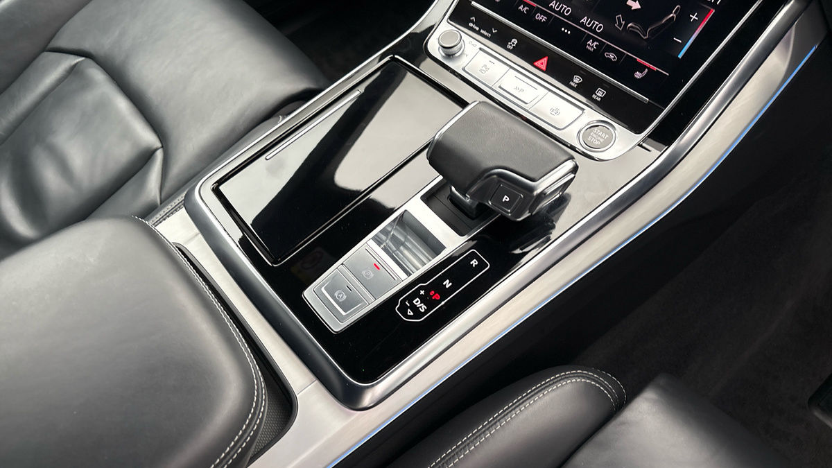 Audi Q8 Image 6