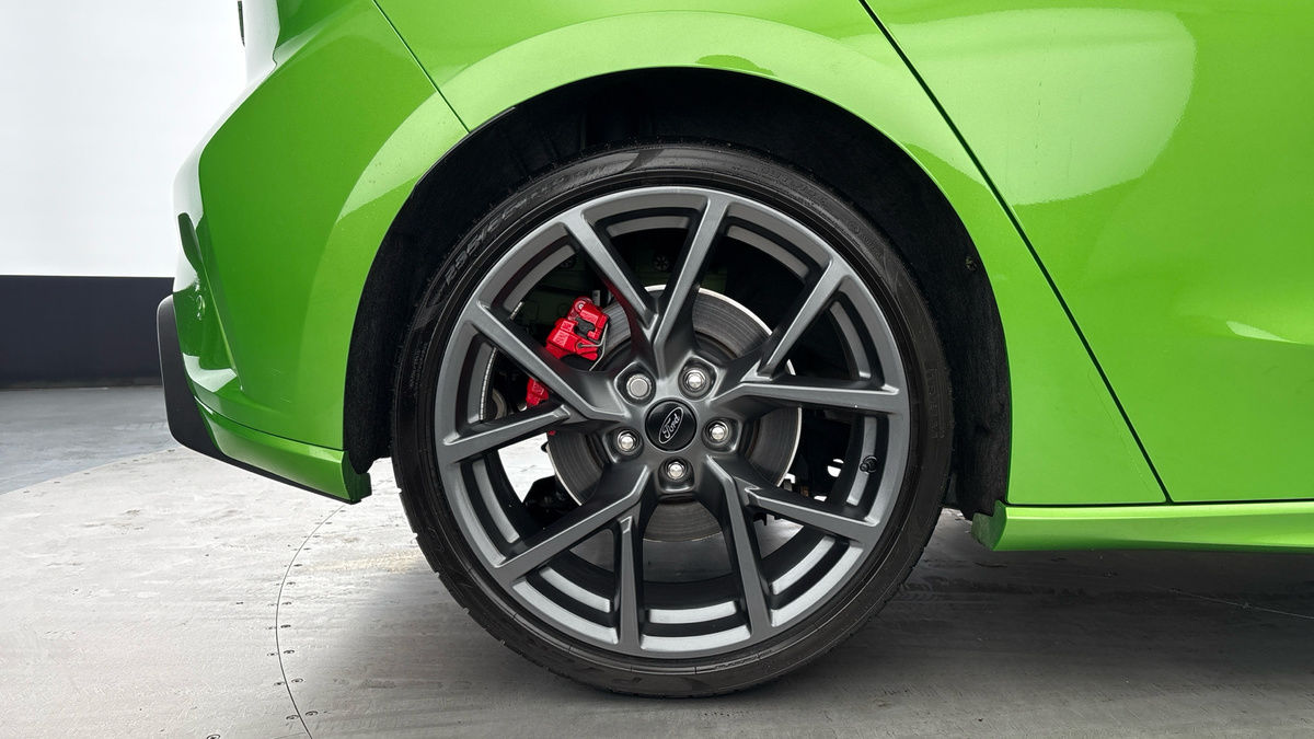 Ford Focus Image 10