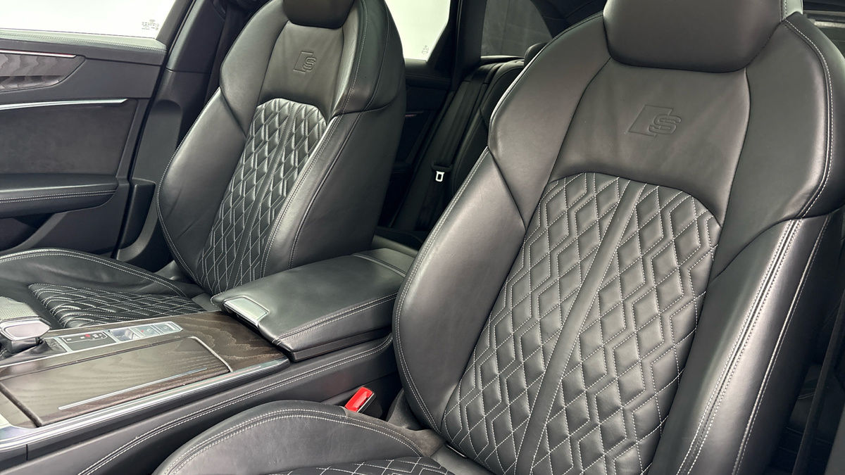 Audi S6 Avant Image 7