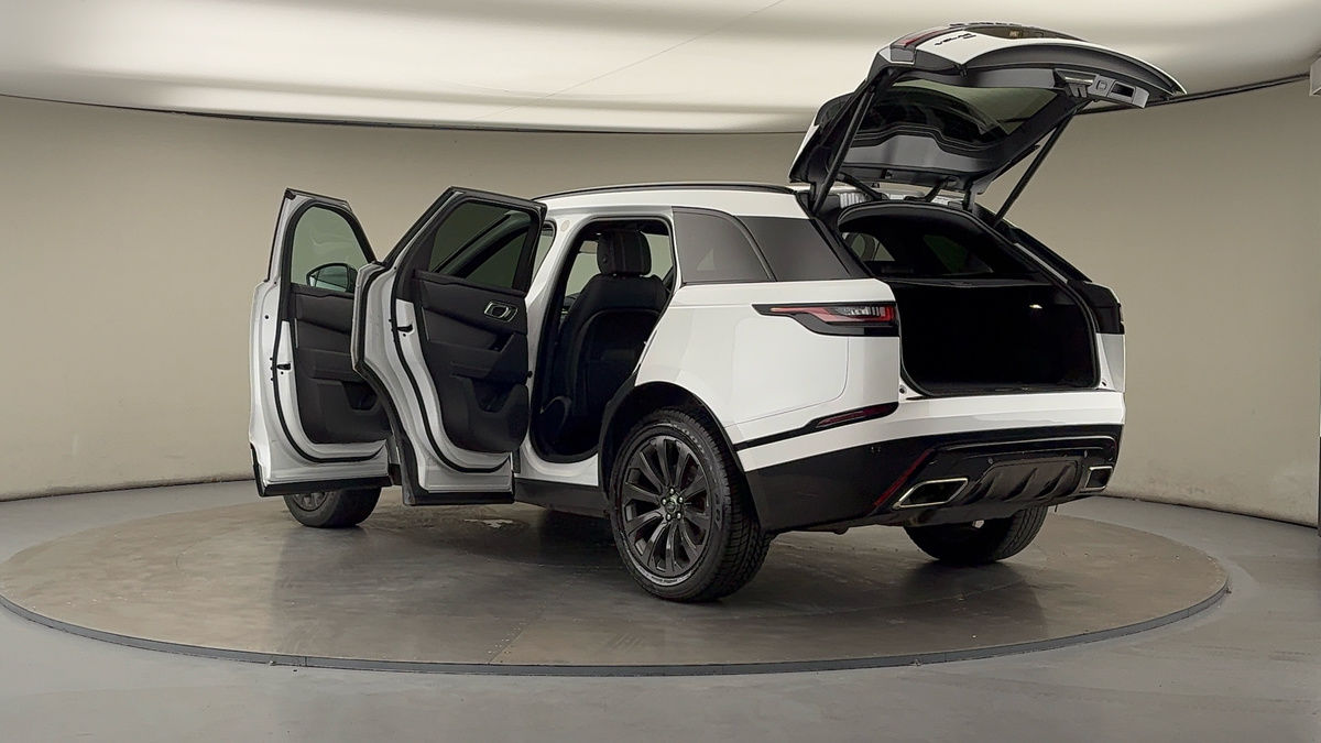 More views of Land Rover Range Rover Velar