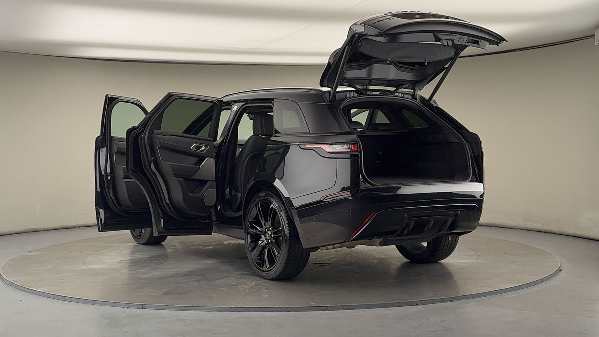 Land Rover Range Rover Velar Image 23