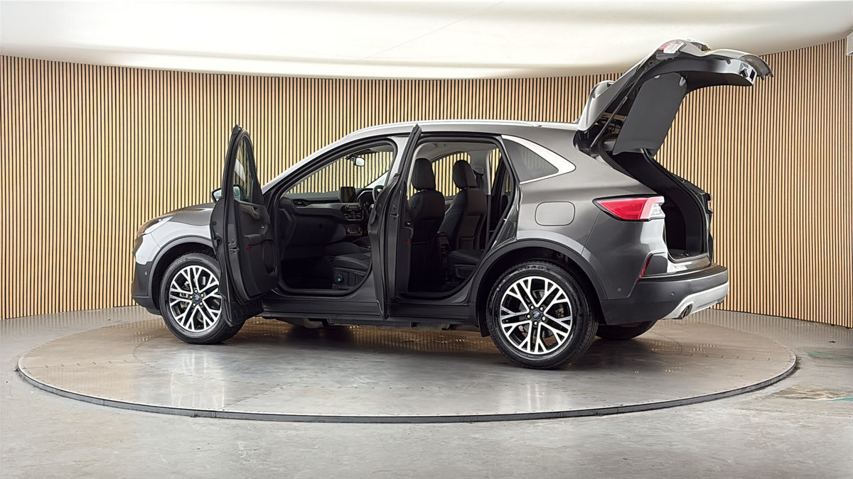 More views of Ford Kuga