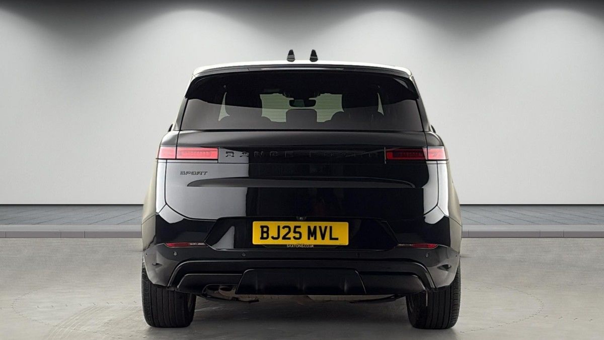 Land Rover Range Rover Sport Image 4