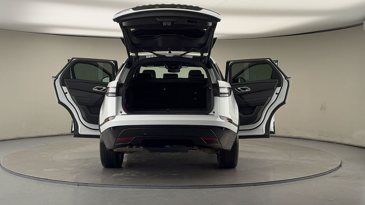 More views of Land Rover Range Rover Velar