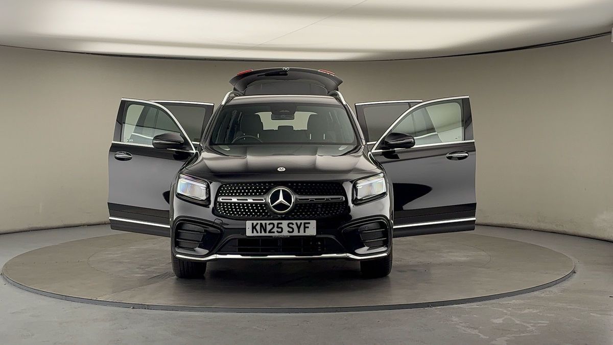 More views of Mercedes-Benz GLB