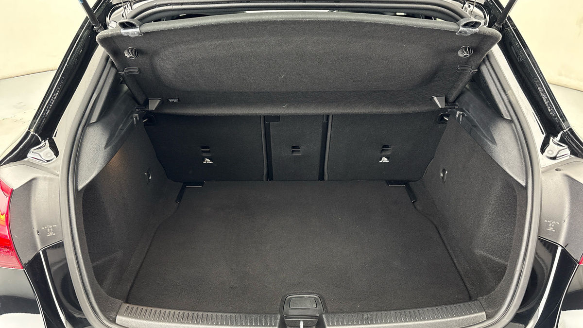 Mercedes-Benz A Class Image 11