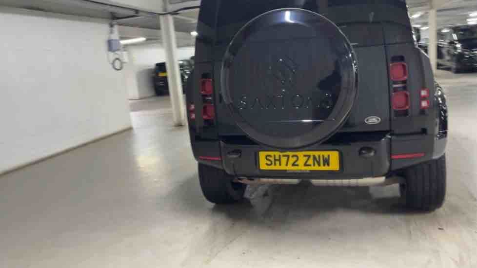 More views of Land Rover Defender 90