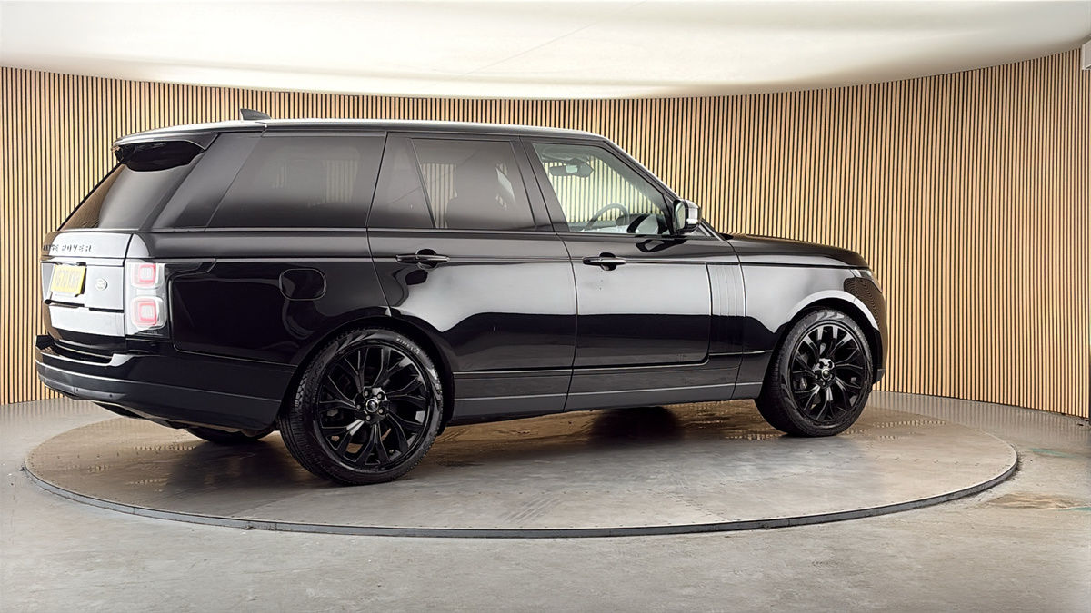 More views of Land Rover Range Rover