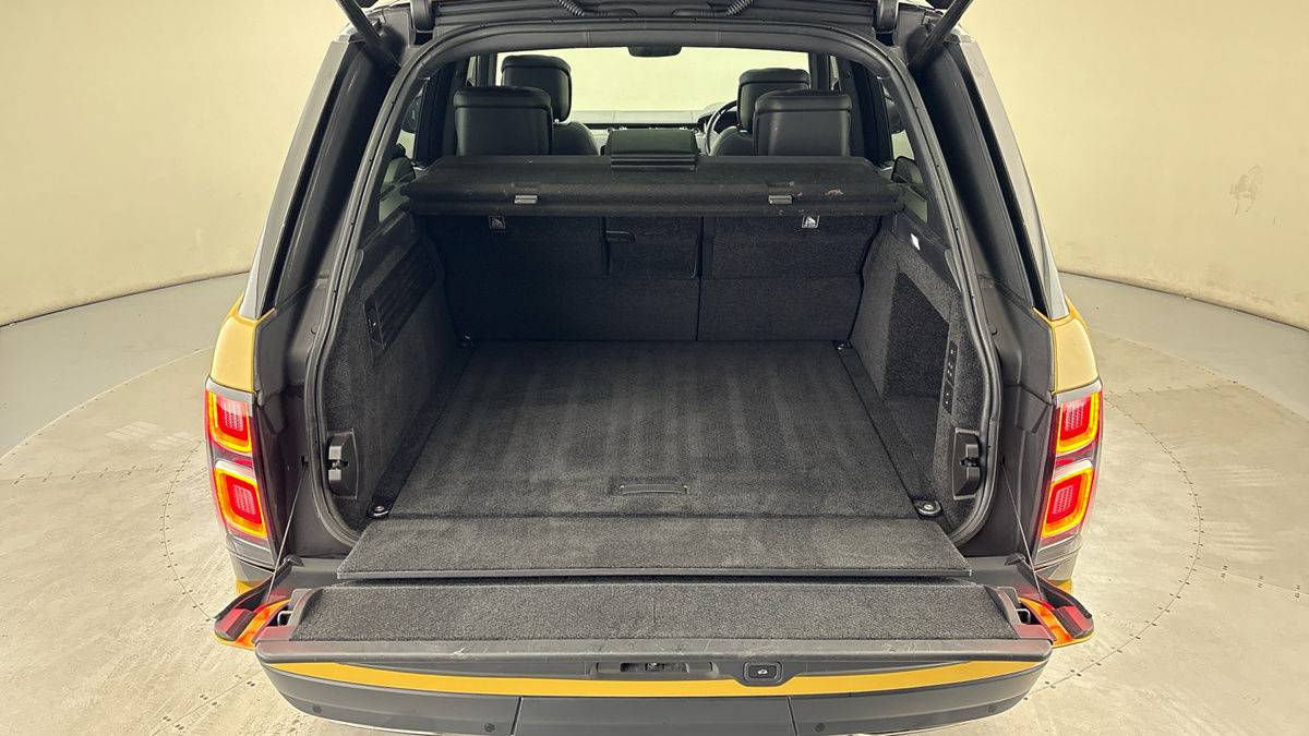 Land Rover Range Rover Image 11