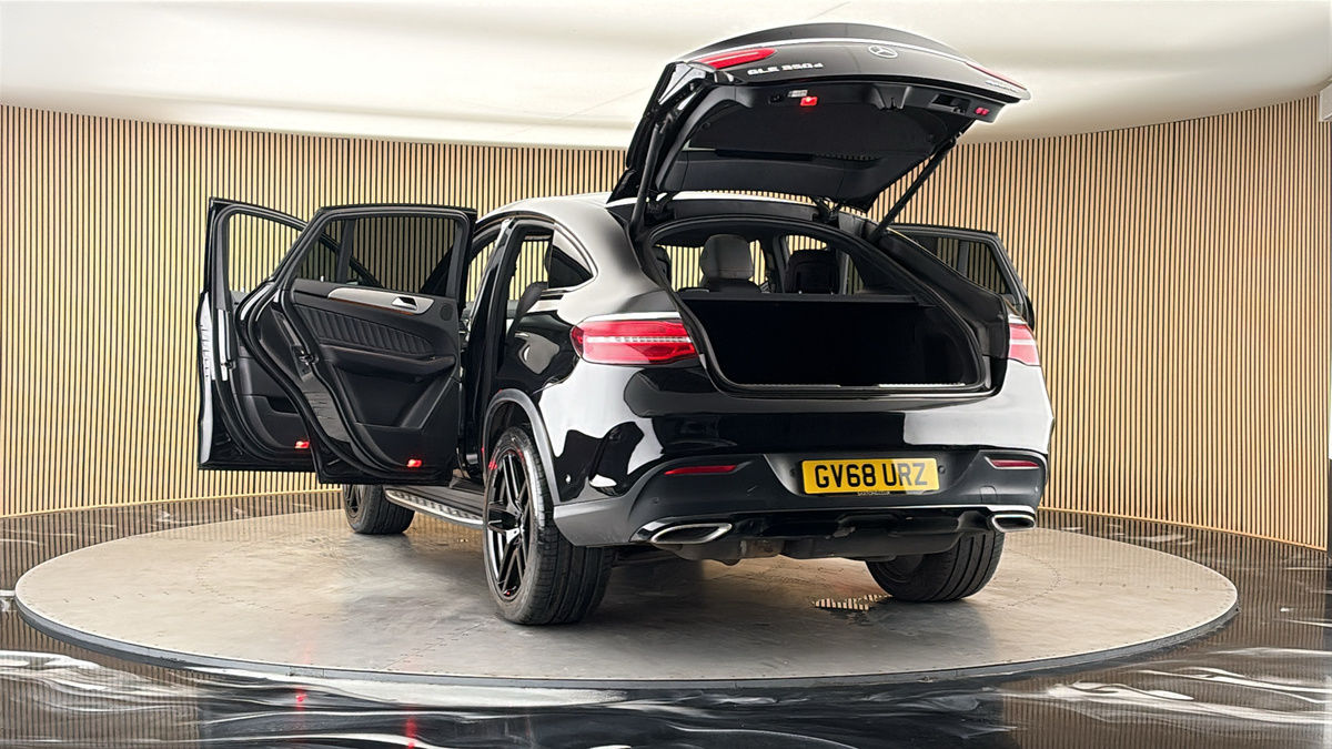 More views of Mercedes-Benz GLE